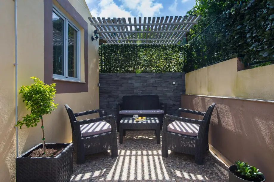 Modern Garden Cottage