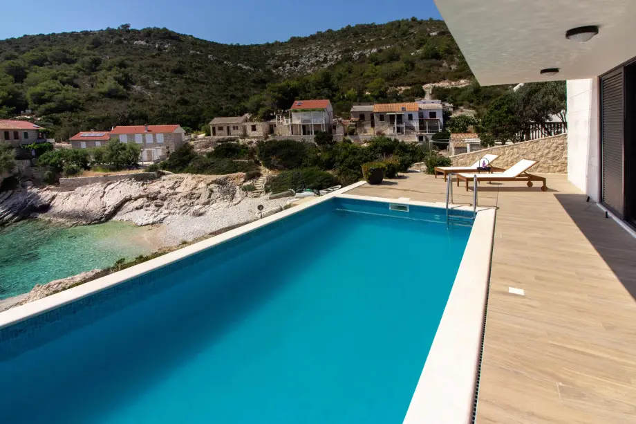 Beachfront Villa Trovna