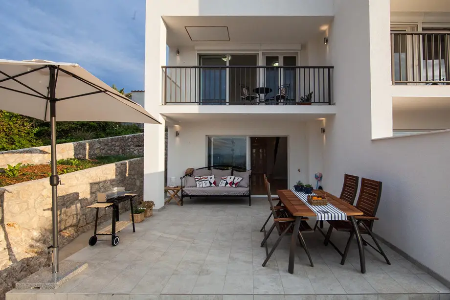 Town House 1