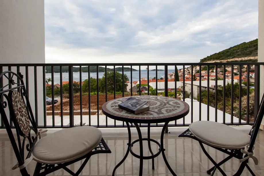 Town House 4