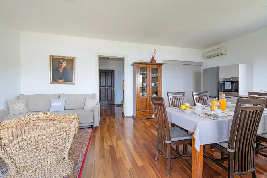 Harbour Sea View Apartment
