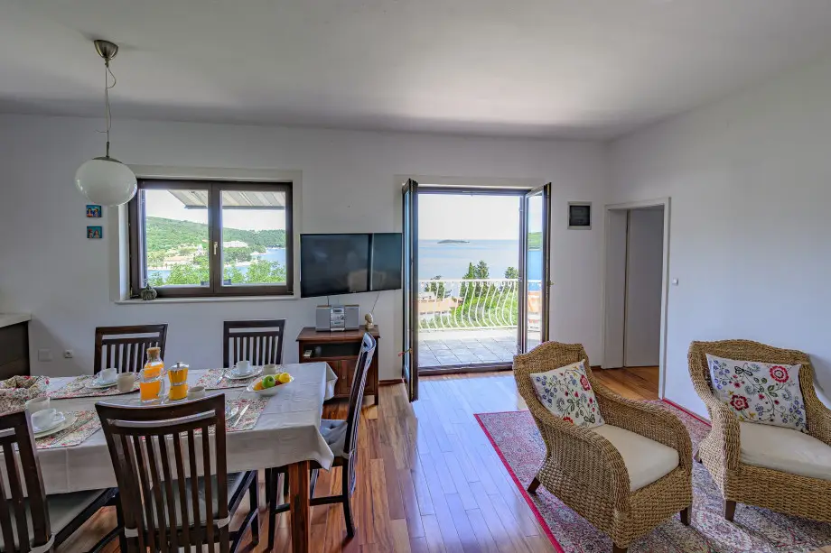 Harbour Sea View Apartment